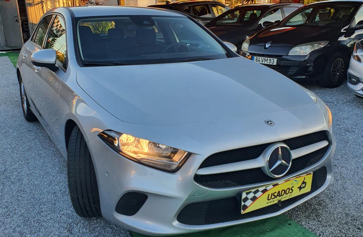 MERCEDES Classe A A 180 d Style Plus