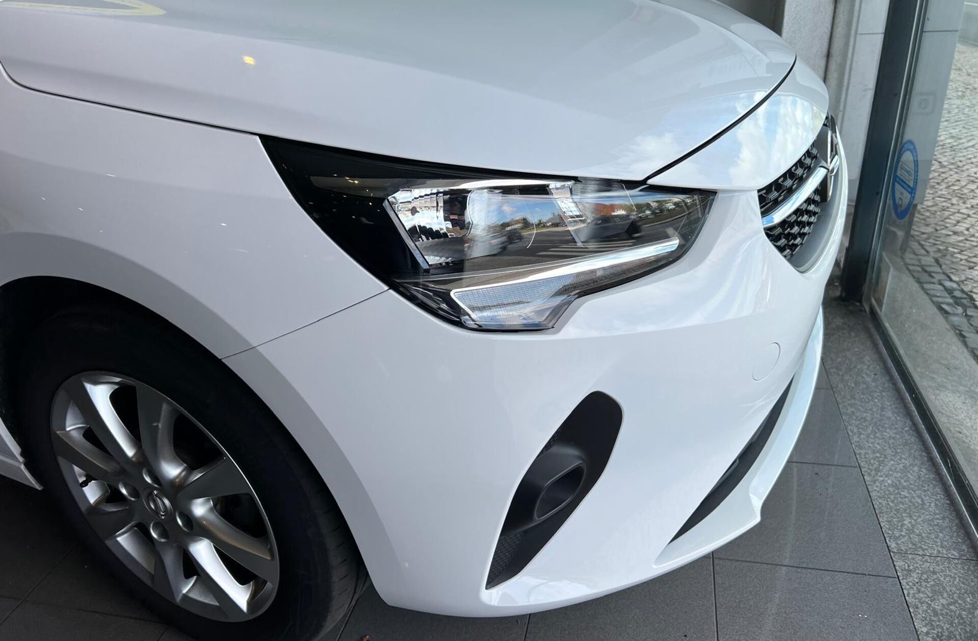 OPEL Corsa 1.2 Edition