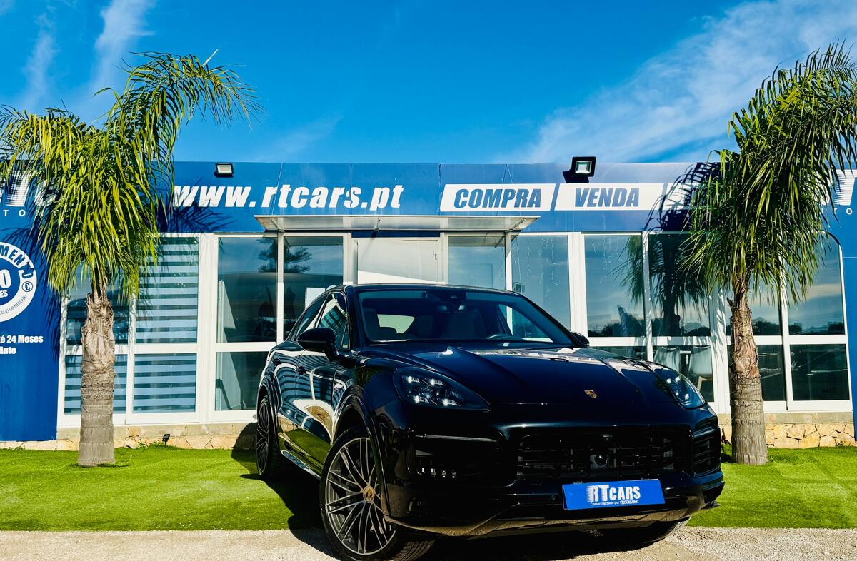 PORSCHE Cayenne E-Hybrid