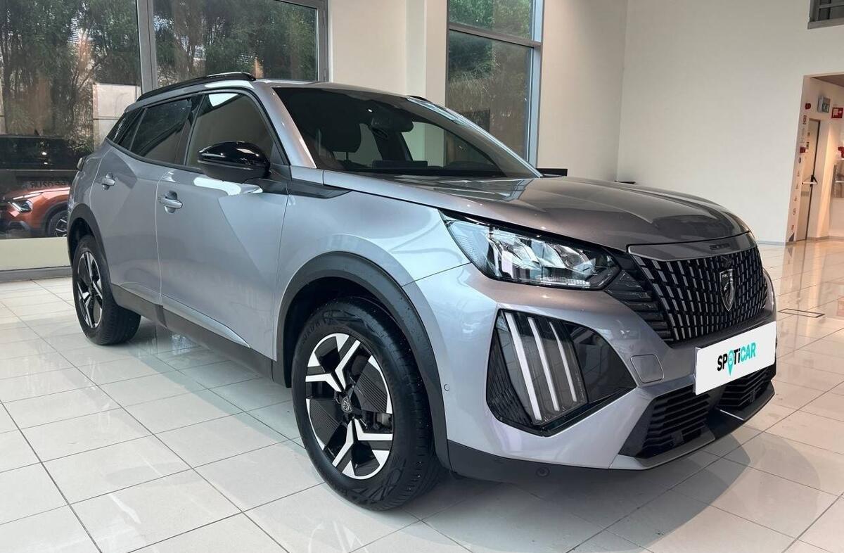PEUGEOT 2008 1.2 Hybrid Allure e-DCS6