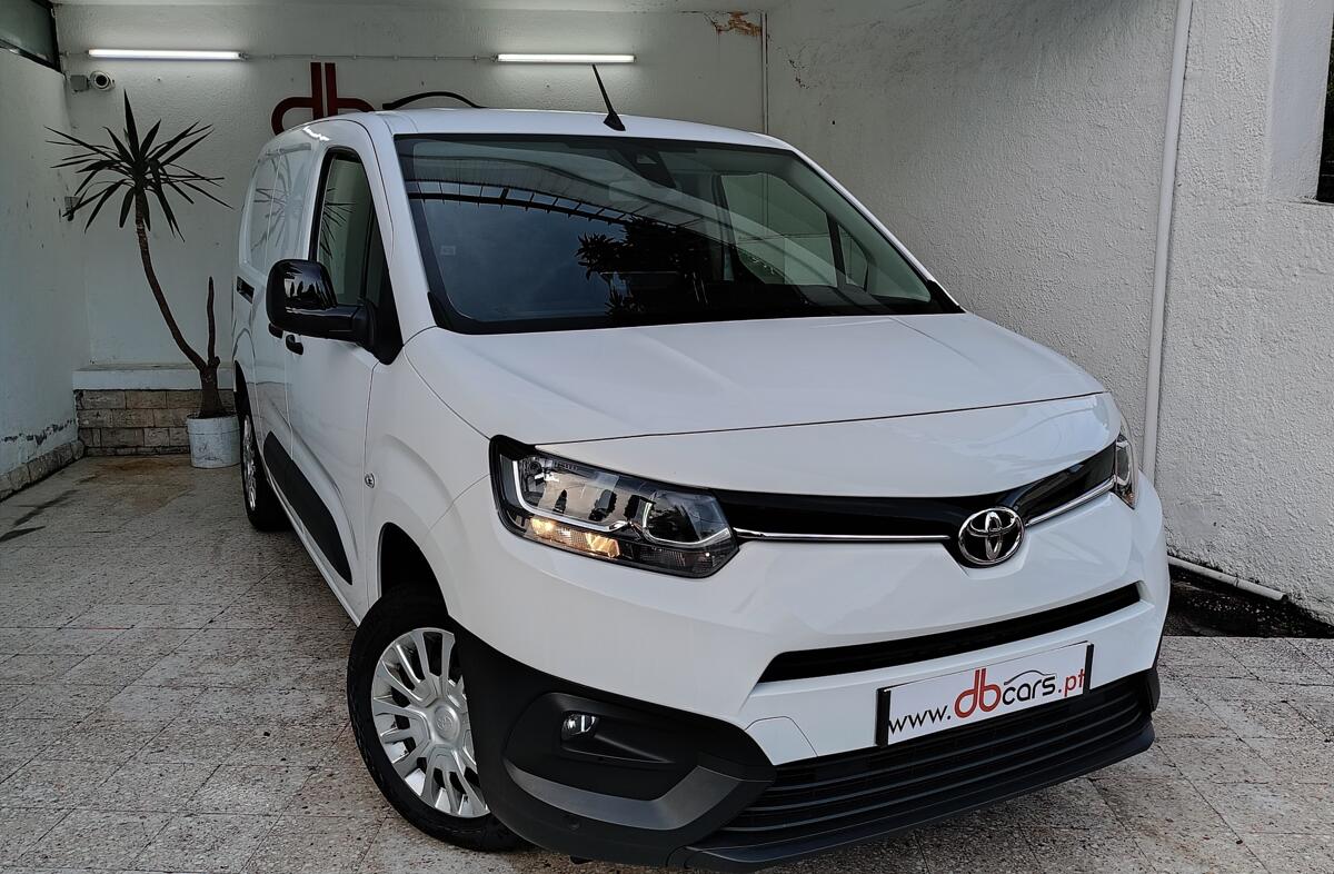 TOYOTA Proace City 1.5D L2 Comfort