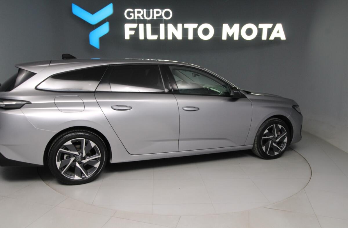 PEUGEOT 308 SW 1.2 PureTech Allure EAT8