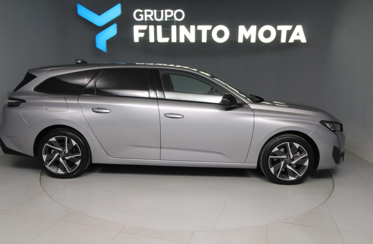 PEUGEOT 308 SW 1.2 PureTech Allure EAT8