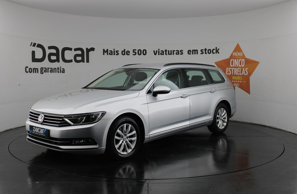 VOLKSWAGEN Passat 1.6 TDi Confortline