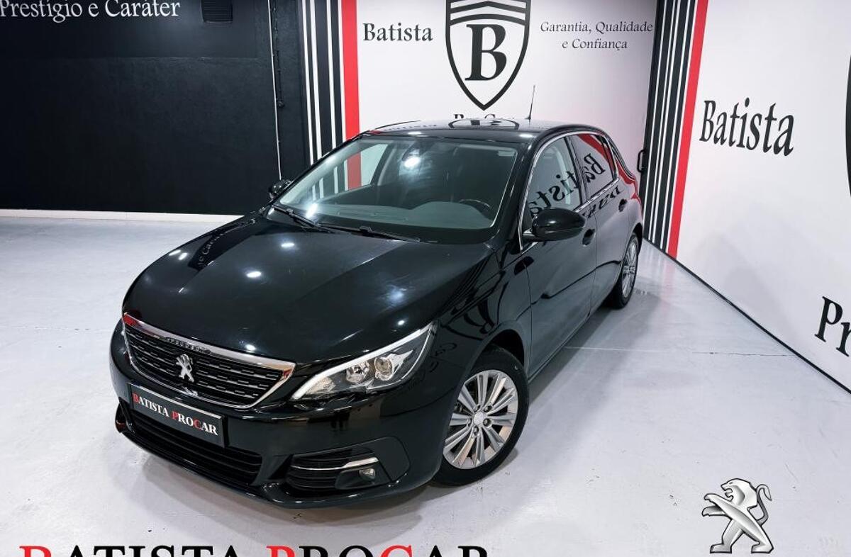 PEUGEOT 308 1.2 PureTech Allure