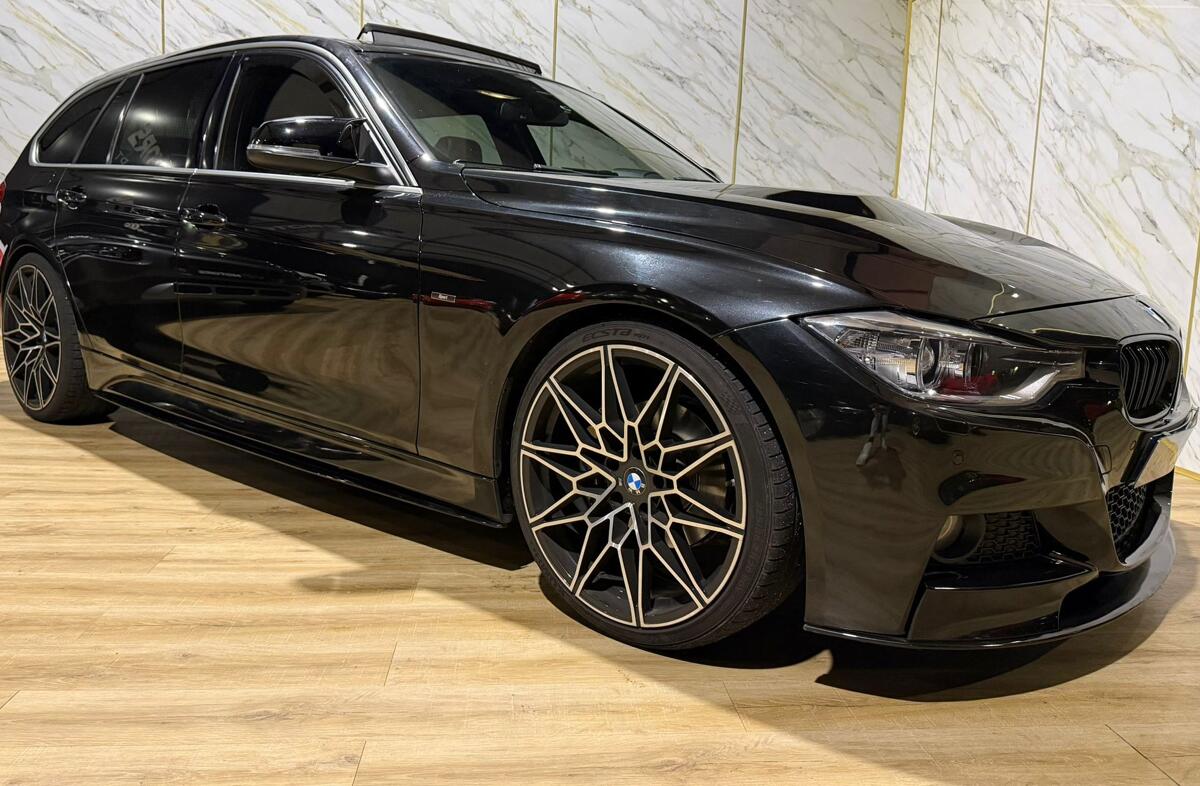 BMW Serie-3 320 d Touring Pack M