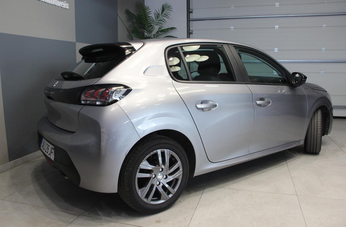 PEUGEOT 208 1.2 PureTech Active Pack