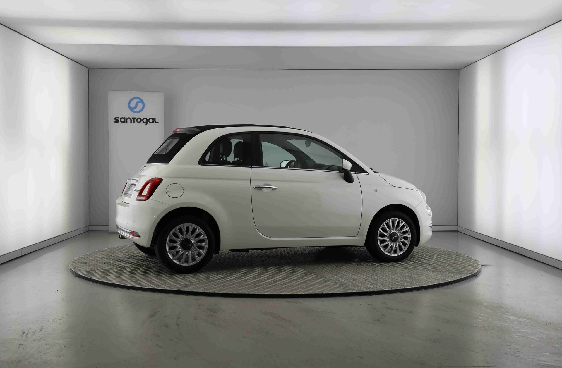FIAT 500 C 1.0 Hybrid
