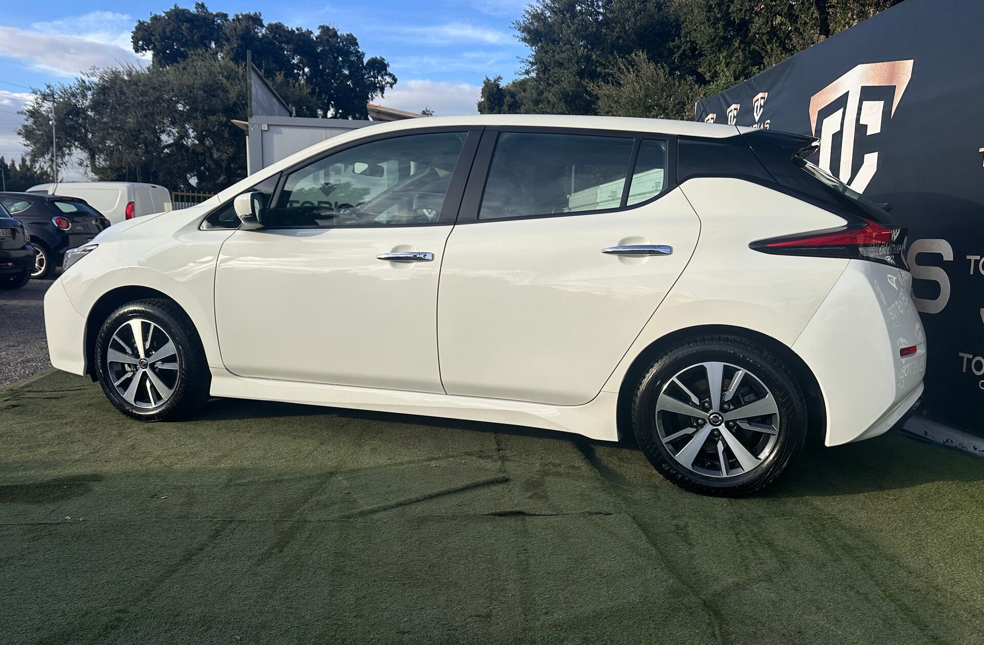 NISSAN Leaf N-Connecta