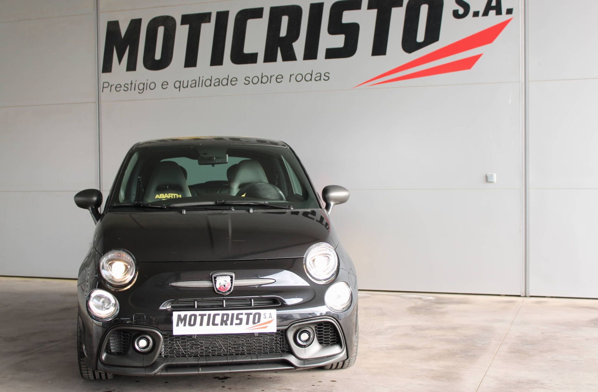 ABARTH 695 1.4 T-Jet 75 Anniversário