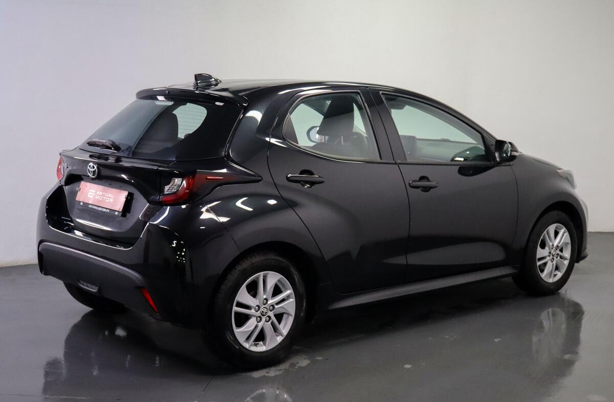 TOYOTA Yaris 1.0 VVT-i Comfort Plus