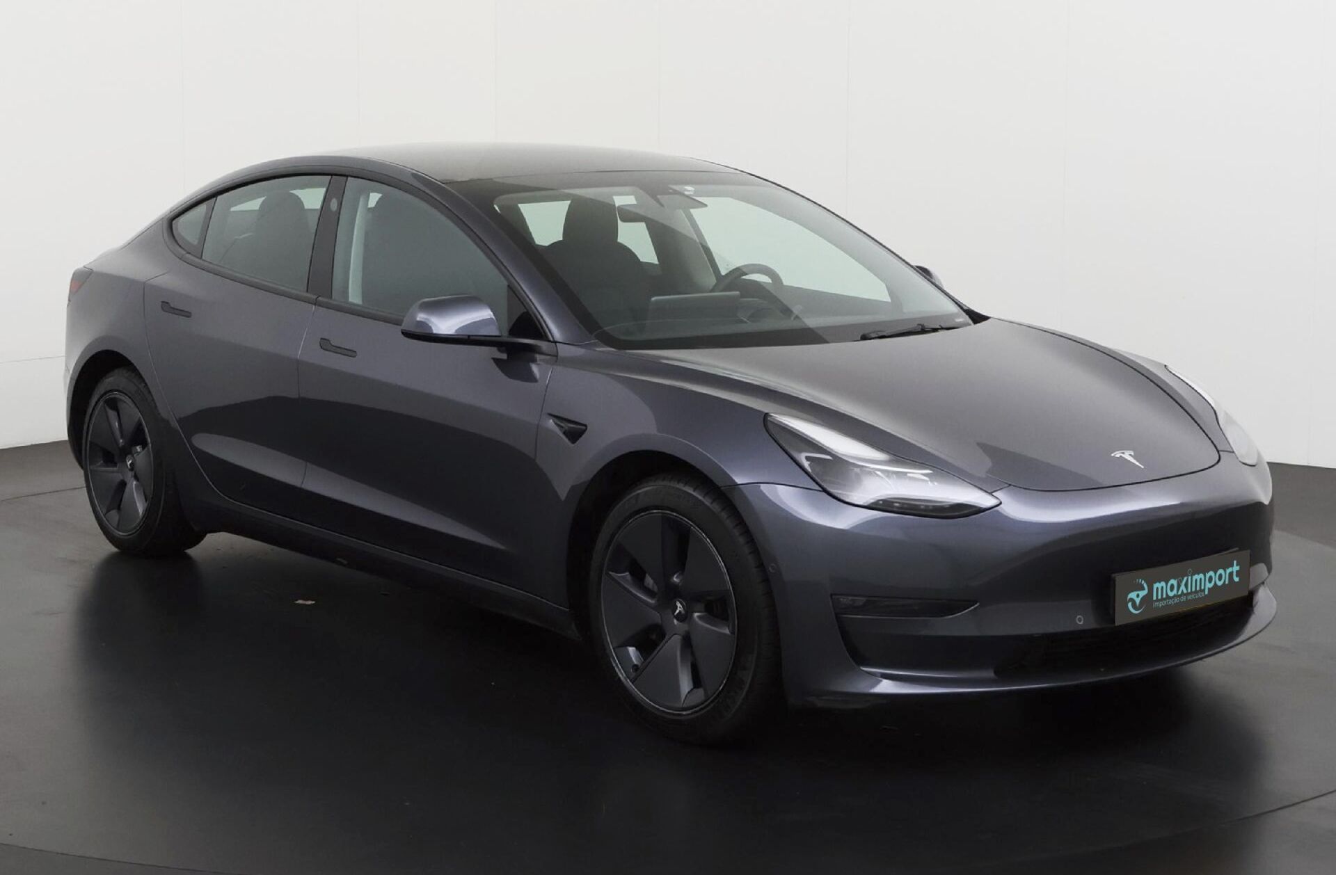 TESLA Model 3 Long Range Tração Integral