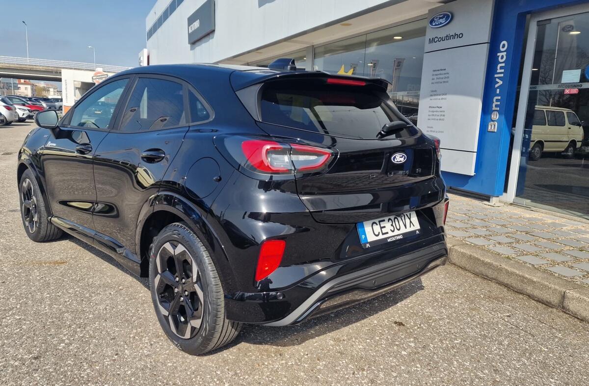 FORD Puma 1.0 EcoBoost mHEV ST-Line X