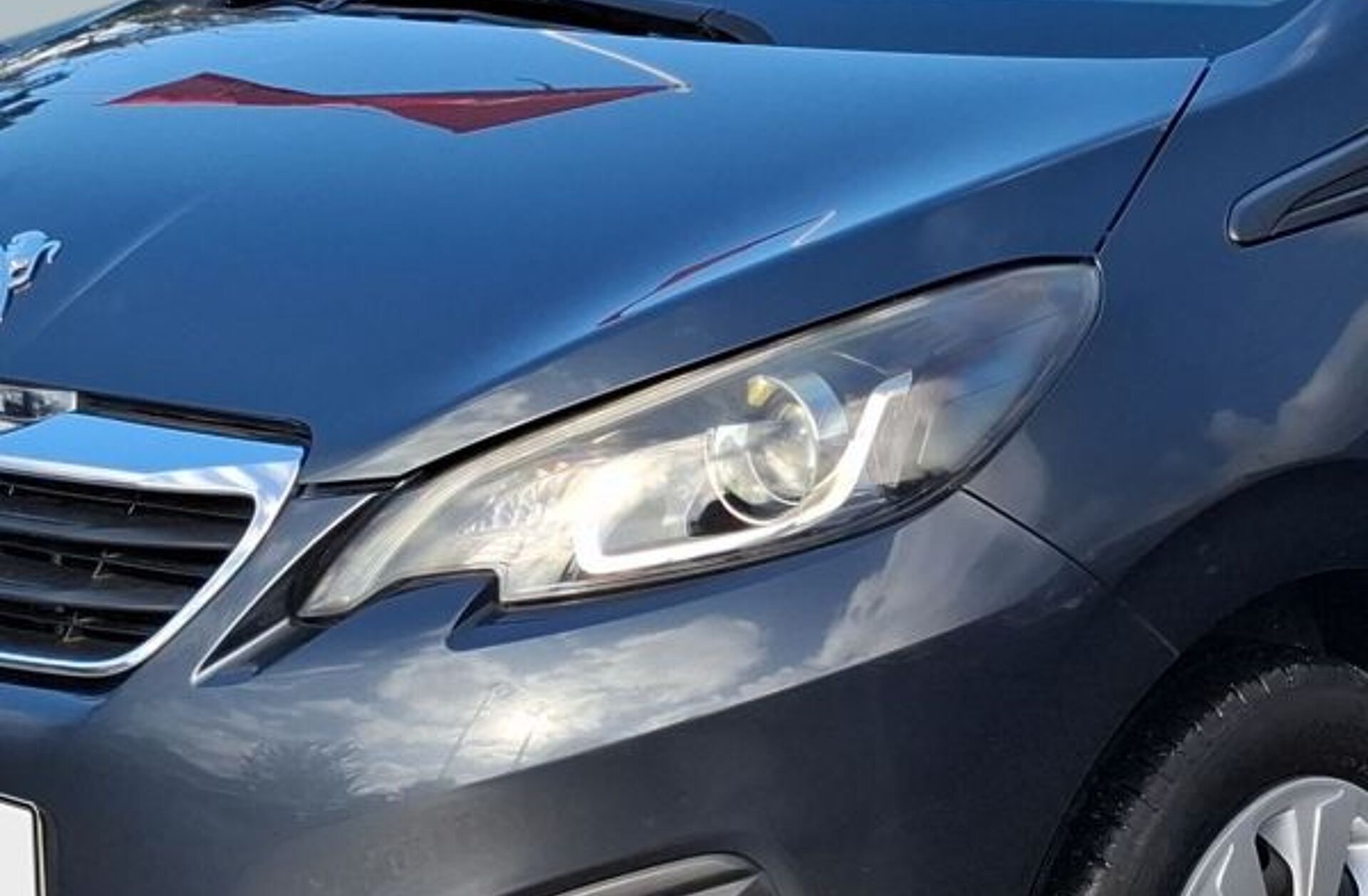 PEUGEOT 108 Top! 1.0 VTi Active