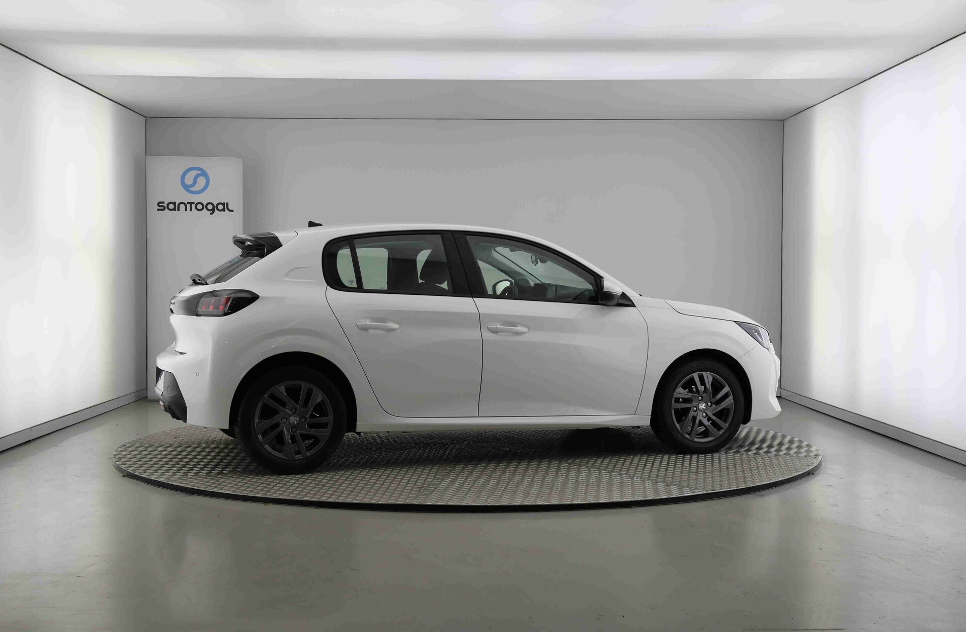 PEUGEOT 208 1.2 PureTech Active Pack