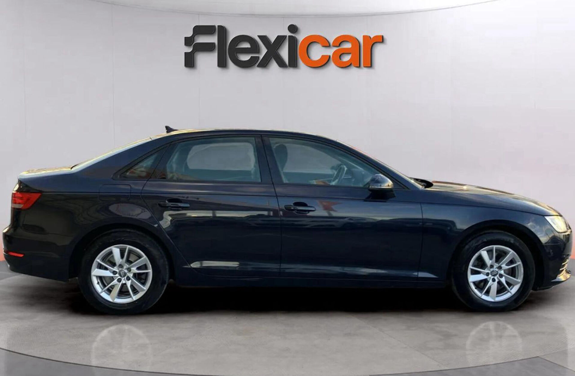 AUDI A4 2.0 TDI Advance