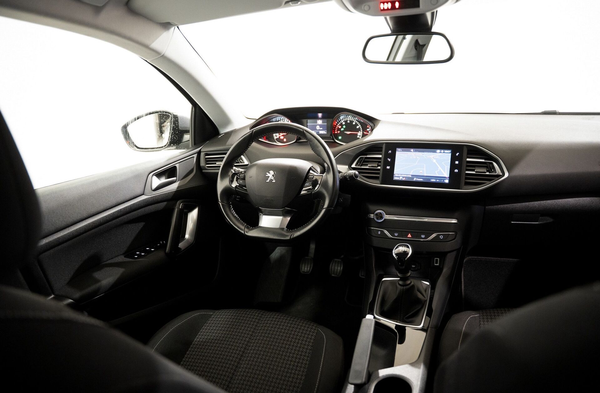 PEUGEOT 308 1.2 PureTech Active