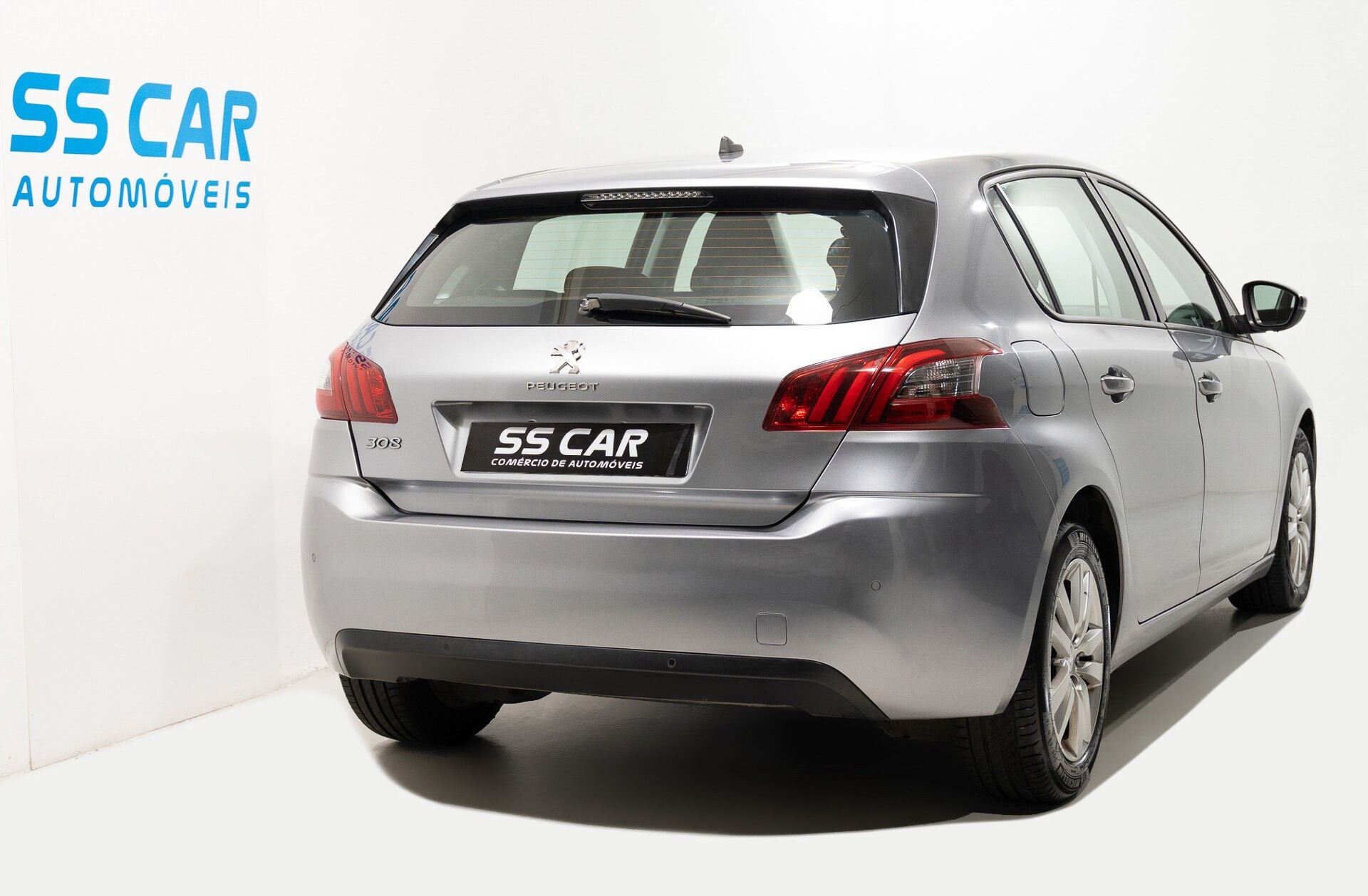 PEUGEOT 308 1.2 PureTech Active