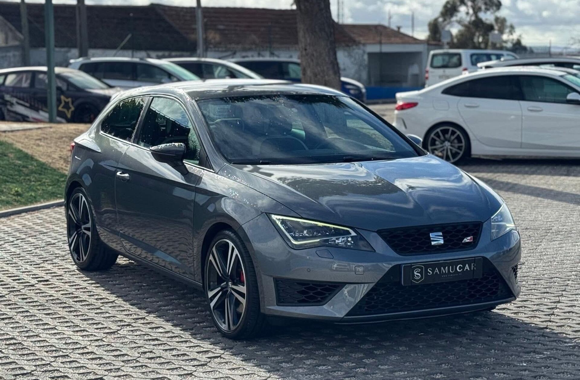 SEAT Leon 2.0 TSi Cupra DSG S/S