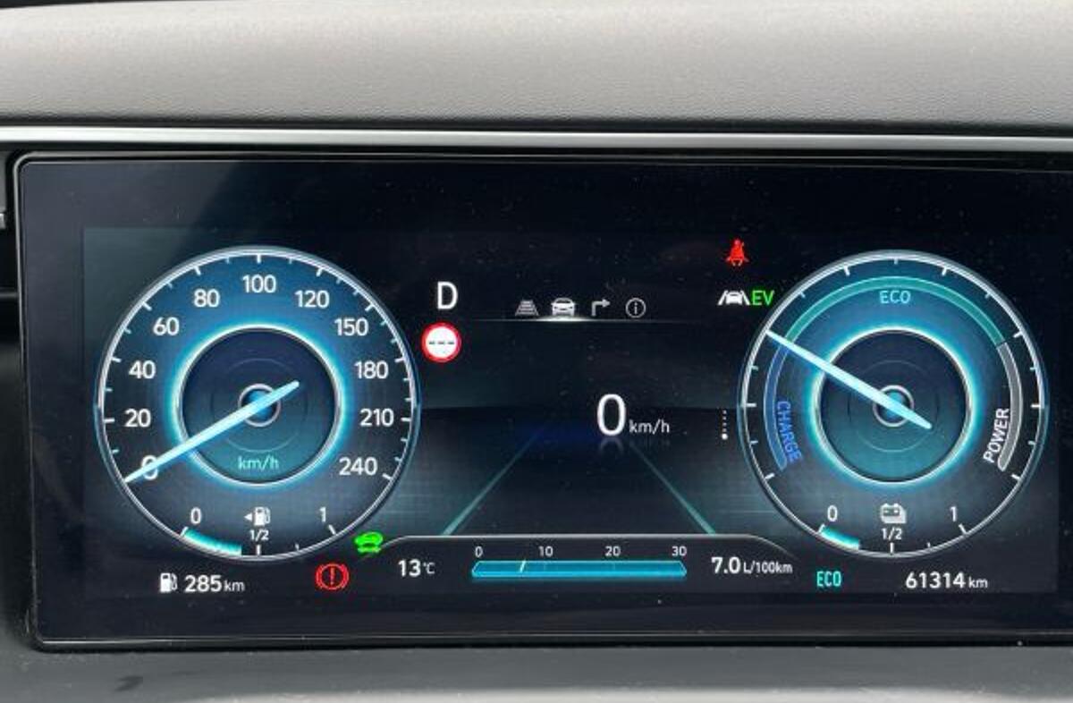 HYUNDAI Tucson 1.6 T-GDI HEV Vanguard