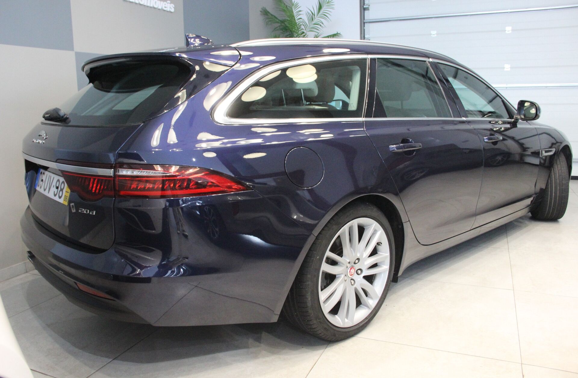 JAGUAR XF 2.0 D Prestige Aut.