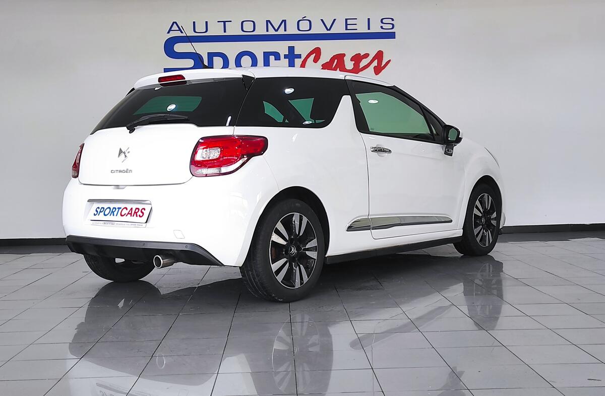 CITROEN DS 3 1.6 e-HDi Airdream Sport Chic