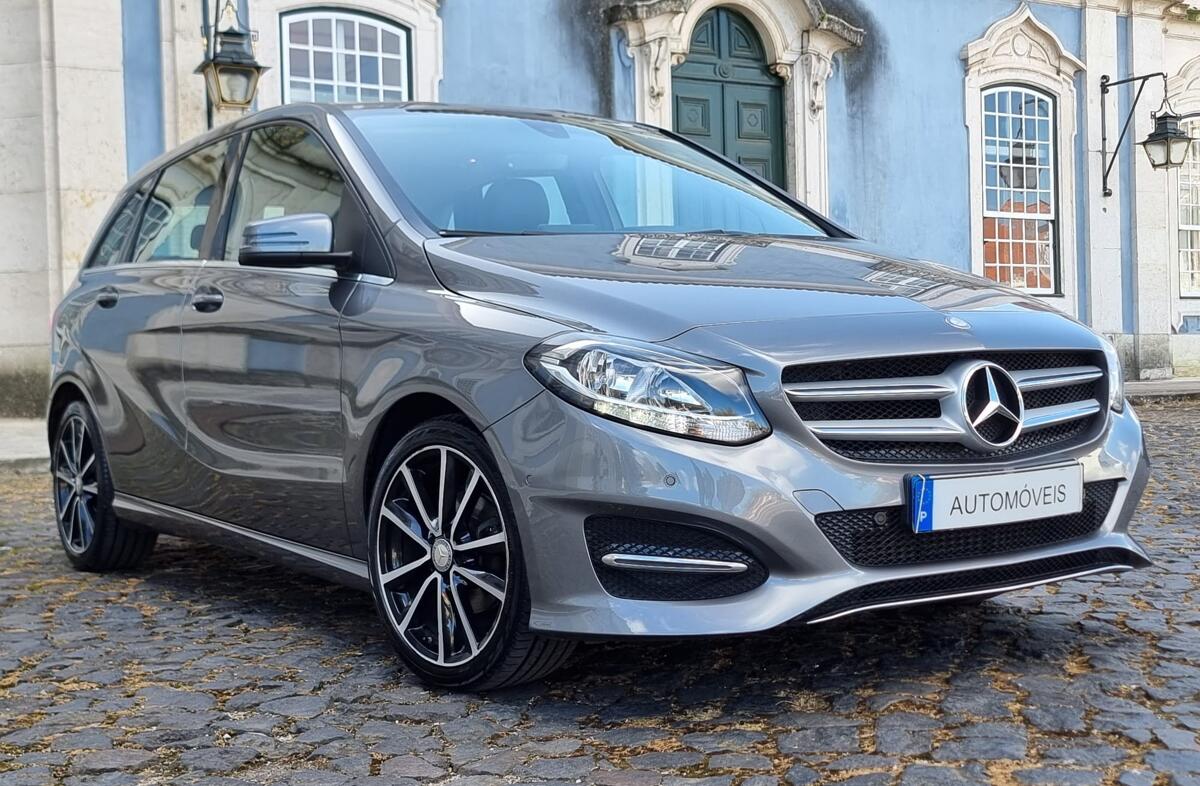MERCEDES Classe B B 180 Urban