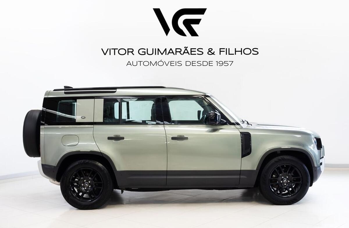 LAND ROVER Defender 2.0 D 110 AWD S