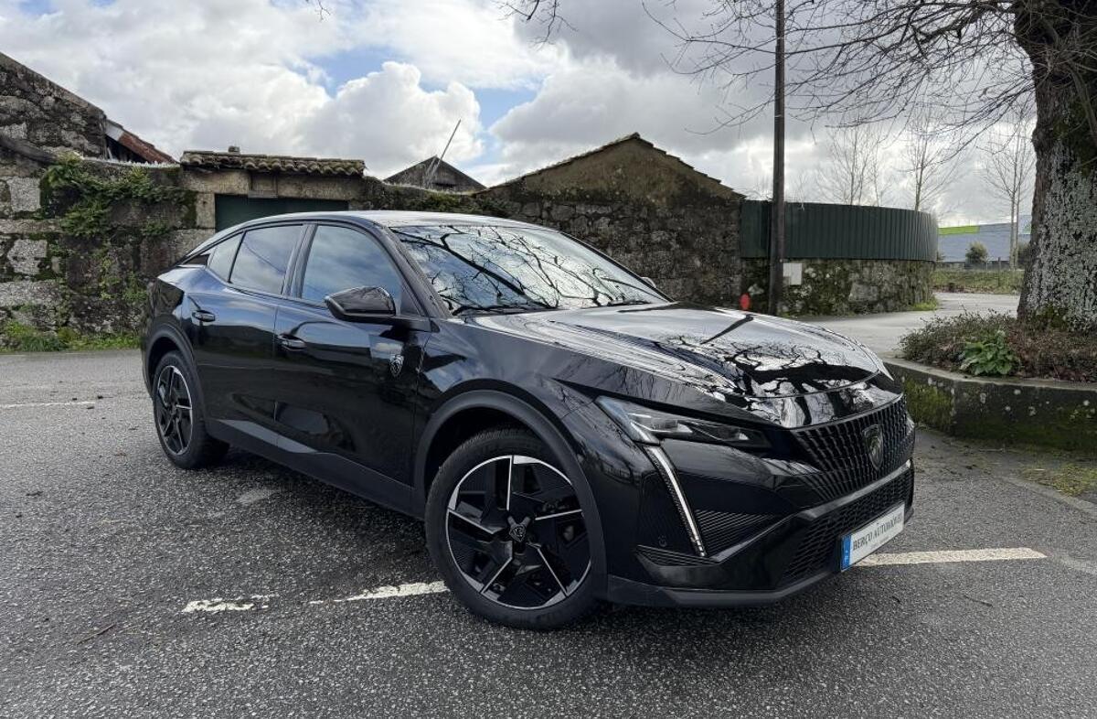 PEUGEOT 408 1.2 PureTech GT EAT8