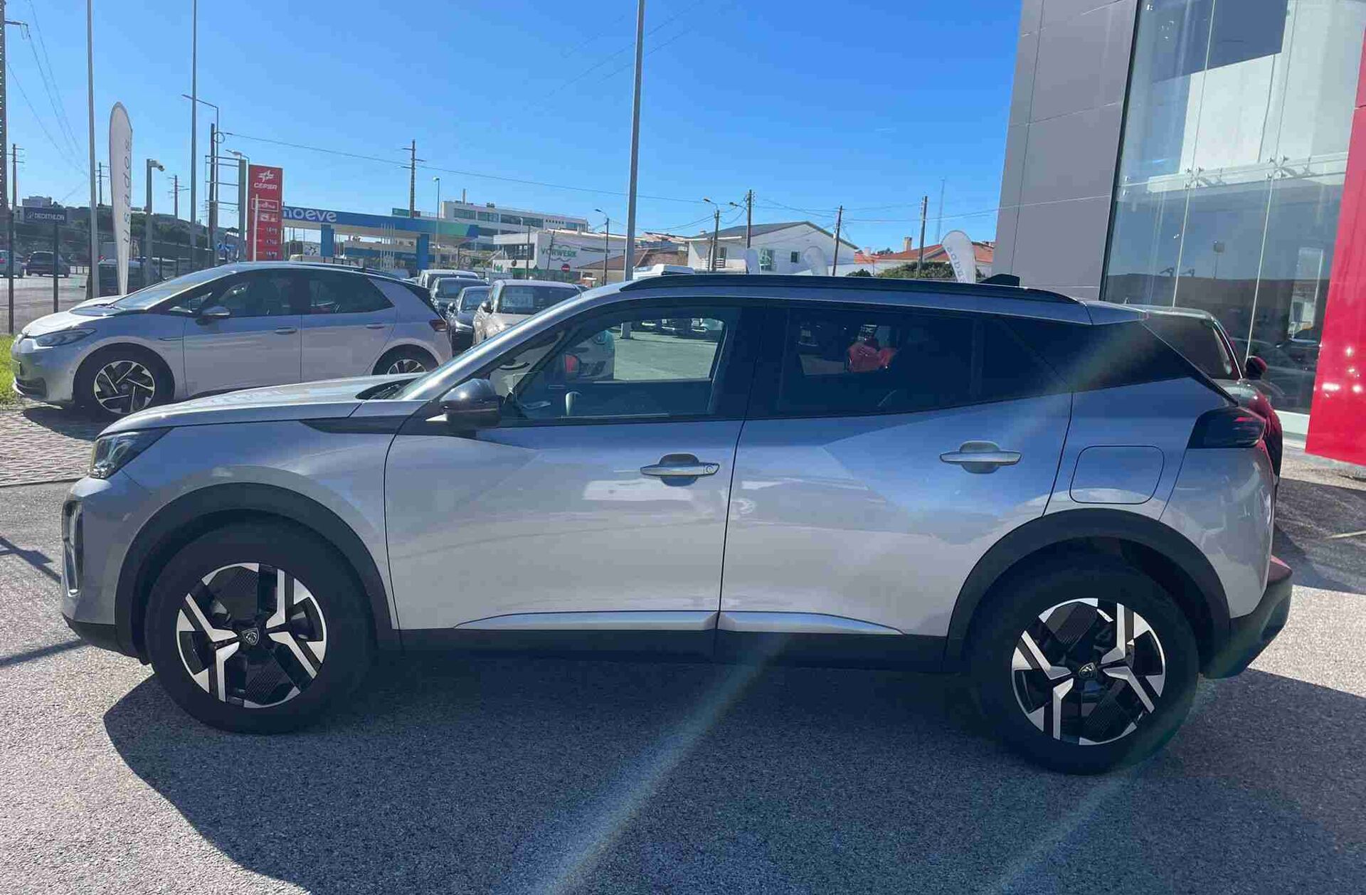 PEUGEOT 2008 1.2 Hybrid Allure e-DCS6