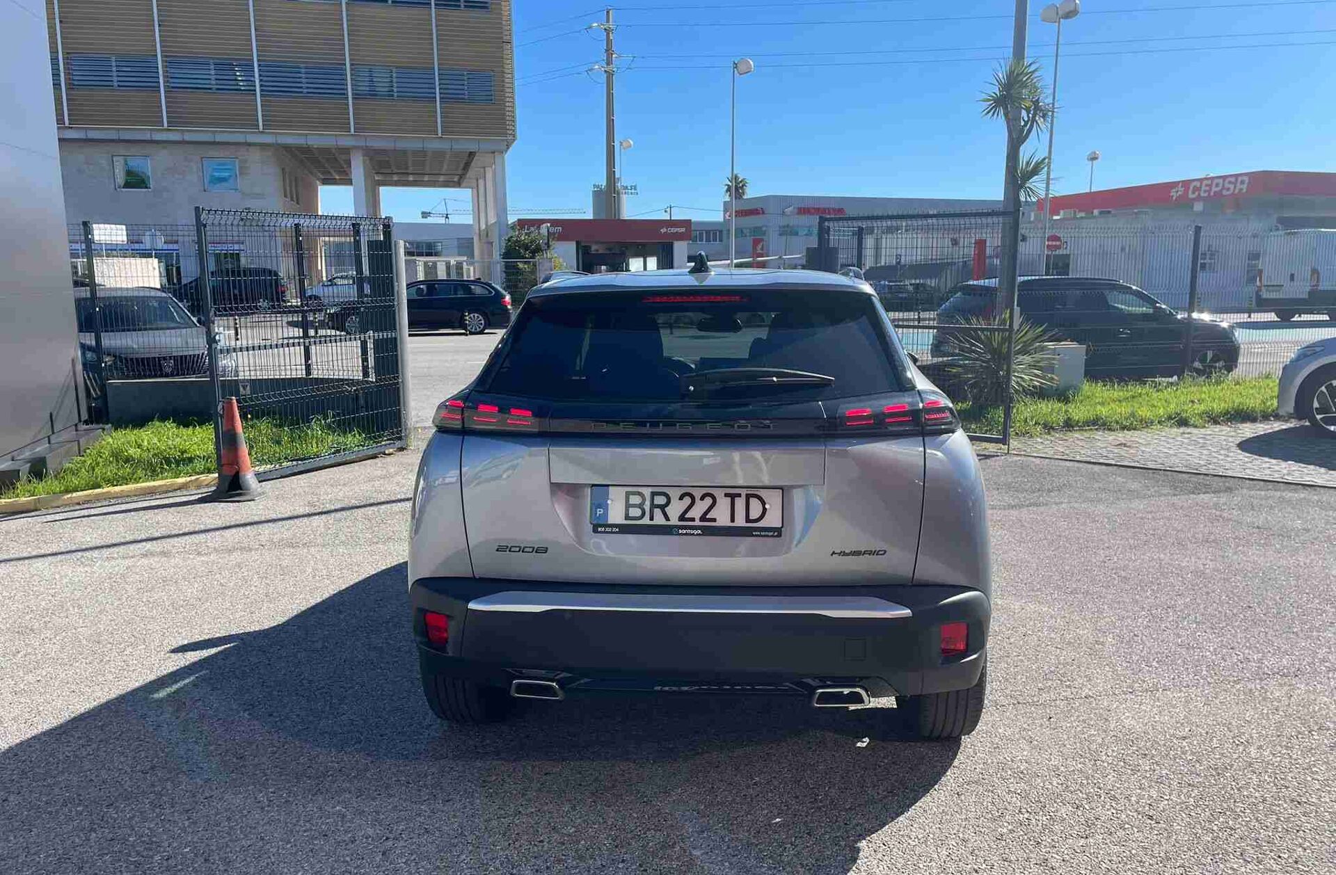 PEUGEOT 2008 1.2 Hybrid Allure e-DCS6
