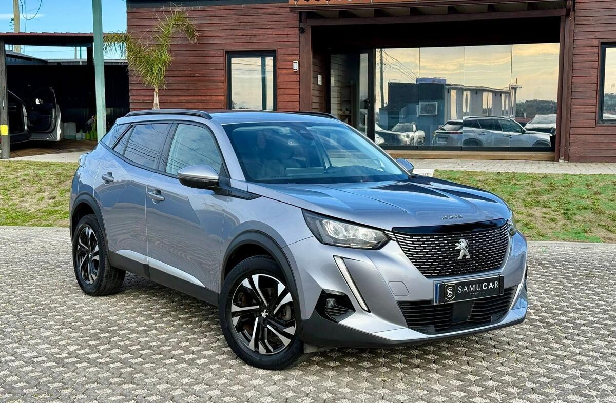 PEUGEOT 2008 1.2 PureTech Active