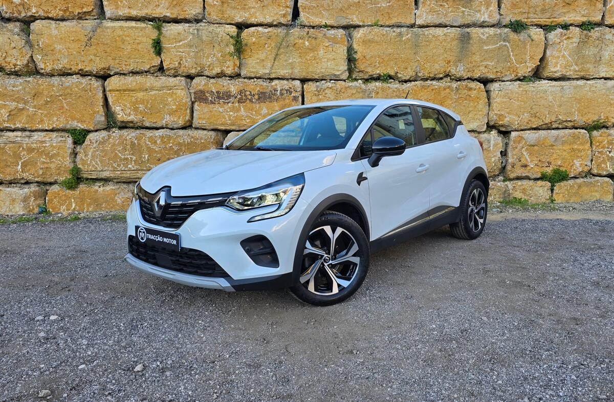 RENAULT Captur 1.3 TCe Intens EDC