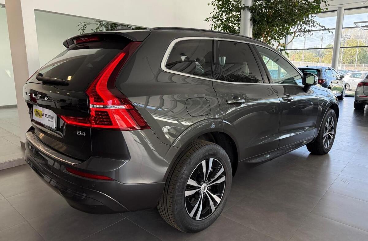 VOLVO XC60 2.0 B4 Inscription