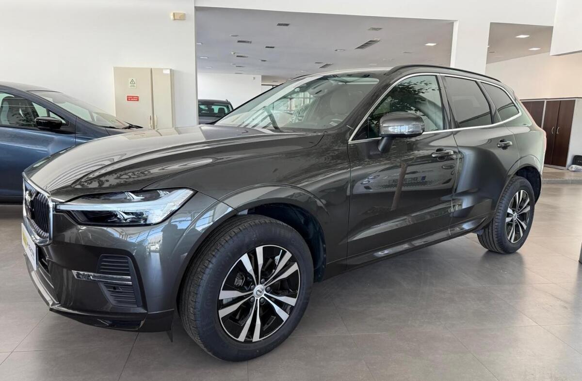 VOLVO XC60 2.0 B4 Inscription