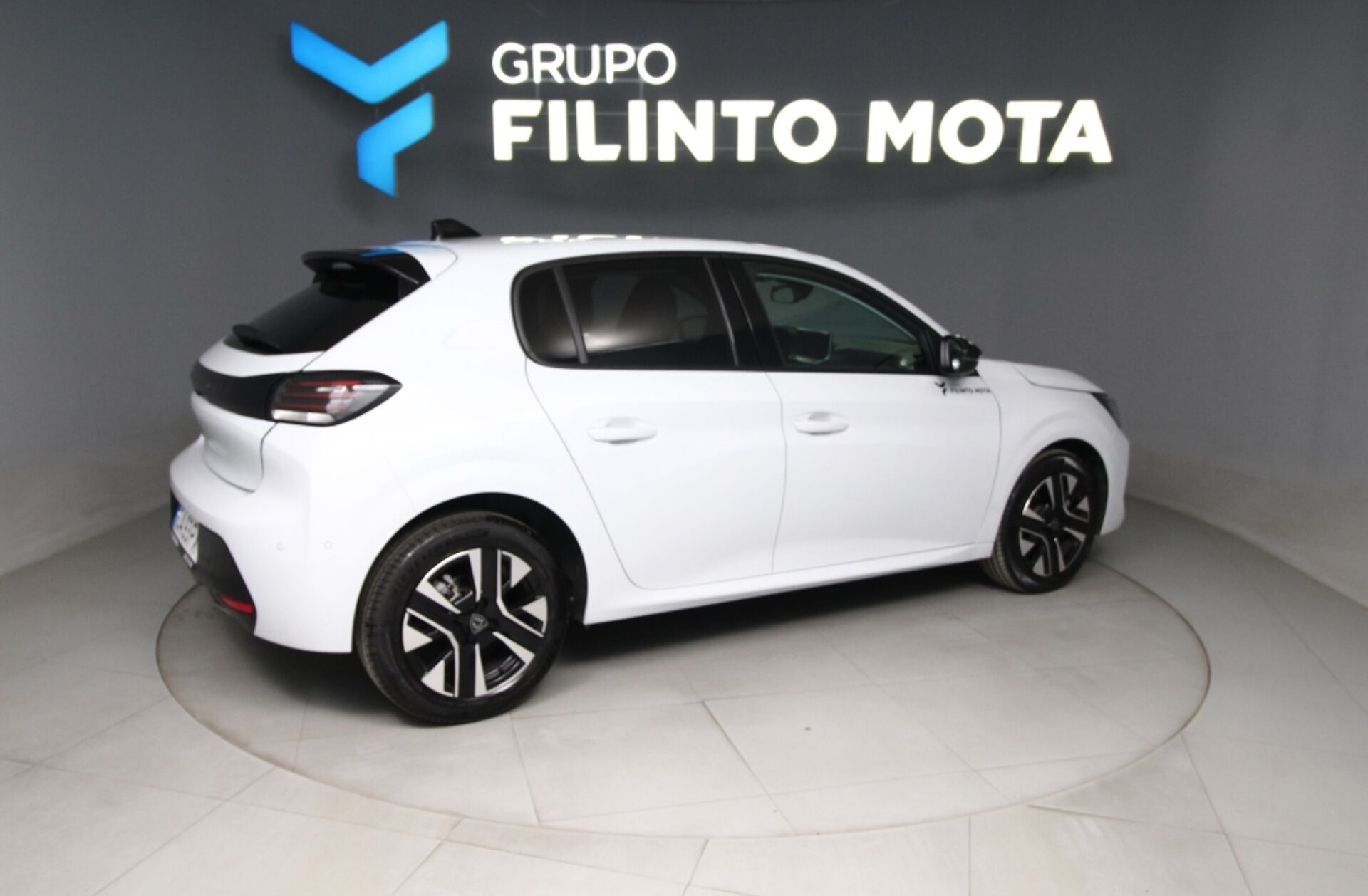 PEUGEOT 208 1.2 PureTech Allure