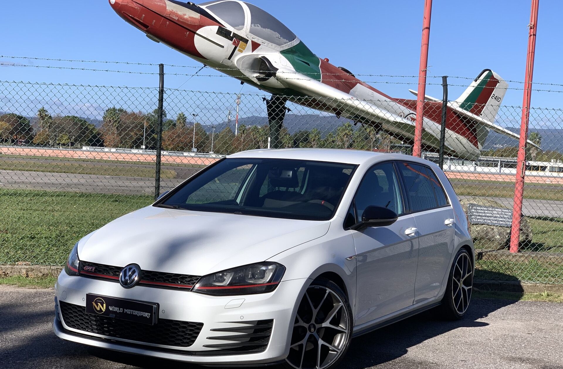 VOLKSWAGEN Golf 2.0 TSi GTi