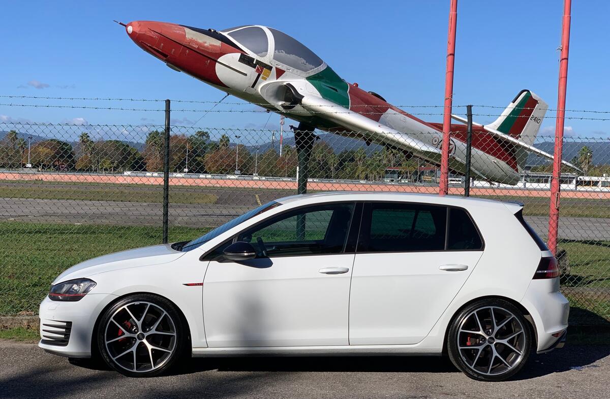 VOLKSWAGEN Golf 2.0 TSi GTi