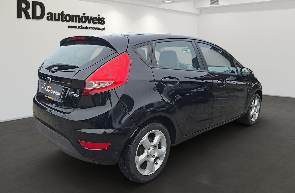 FORD Fiesta 1.4 TDCi Techno