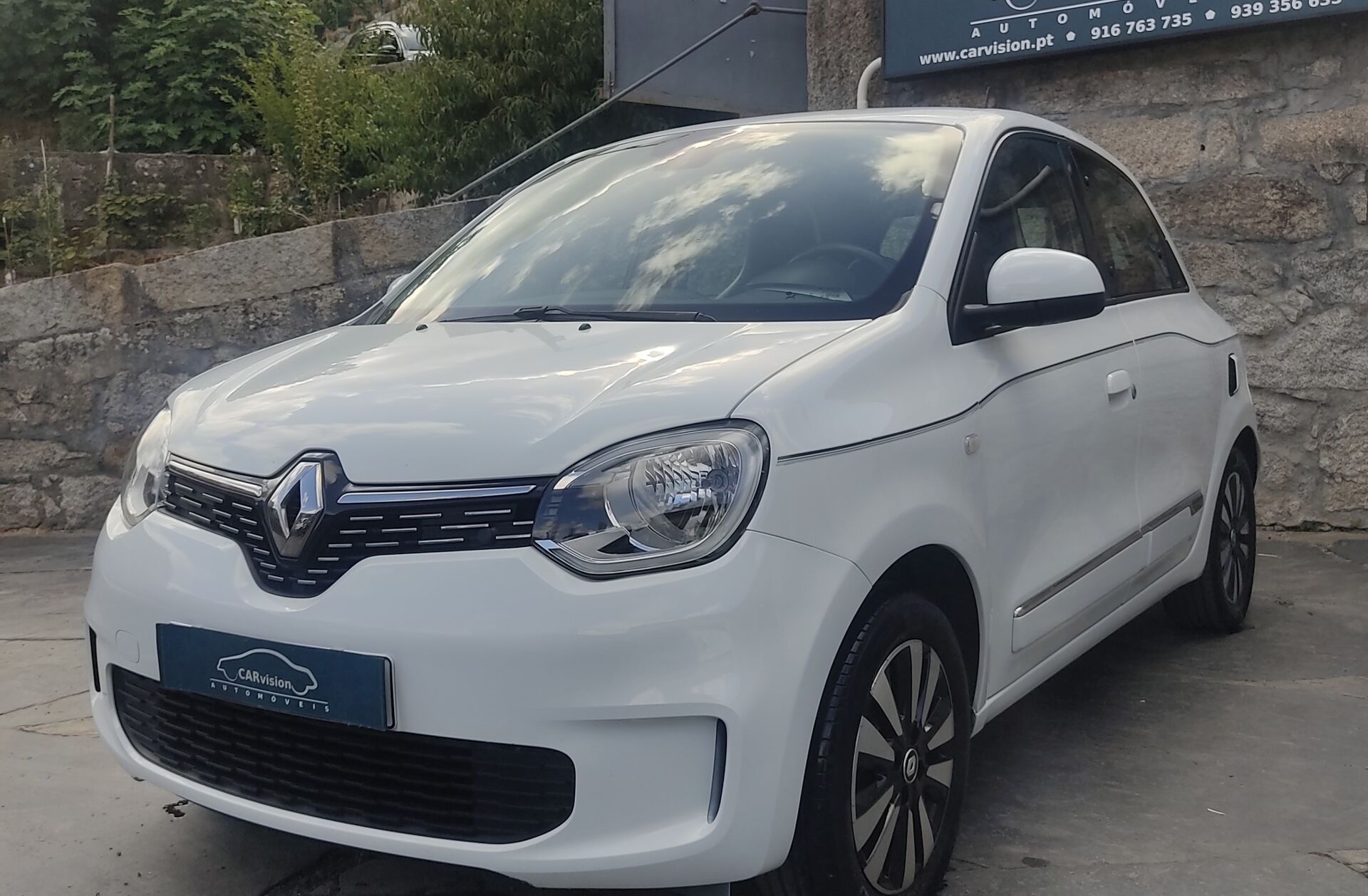 RENAULT Twingo 1.0 SCe Intens