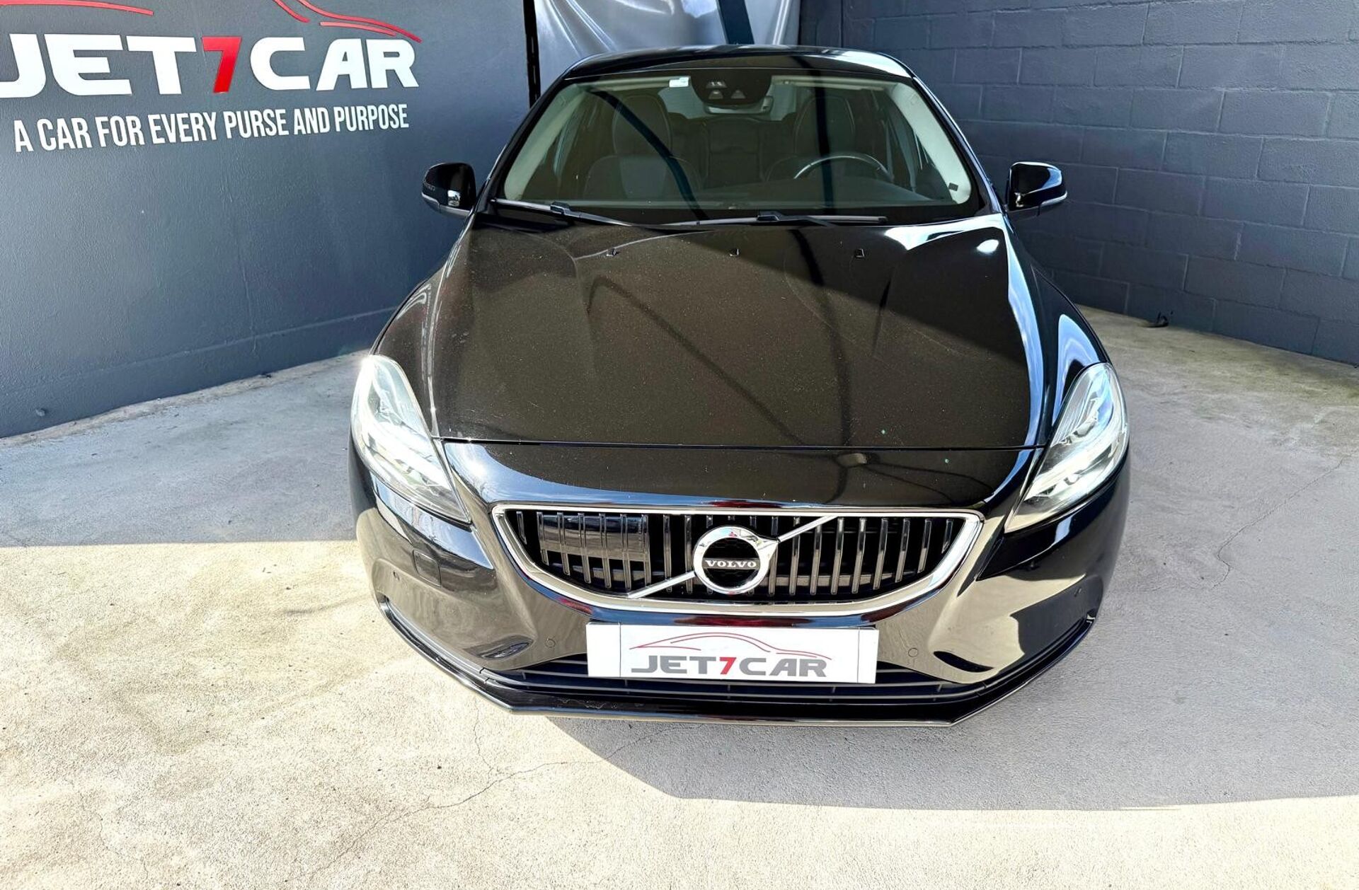 VOLVO V40 2.0 D2 Momentum
