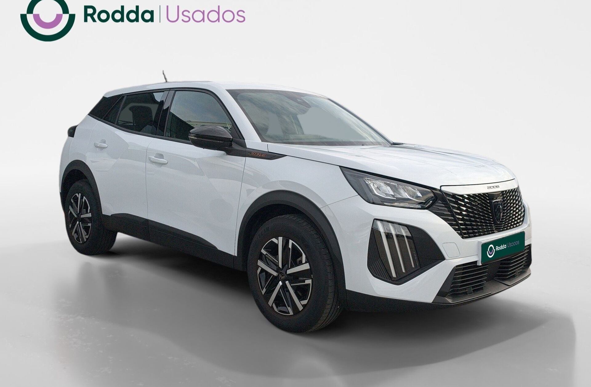 PEUGEOT 2008 1.2 PureTech Style