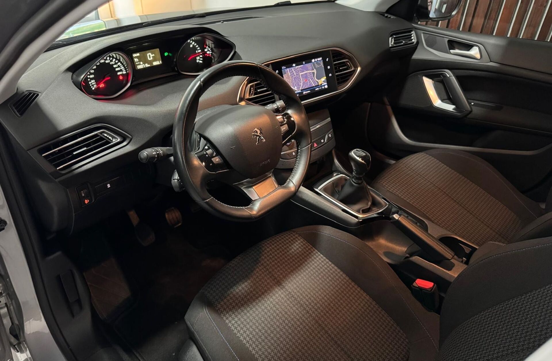 PEUGEOT 308 SW 1.5 BlueHDi Style