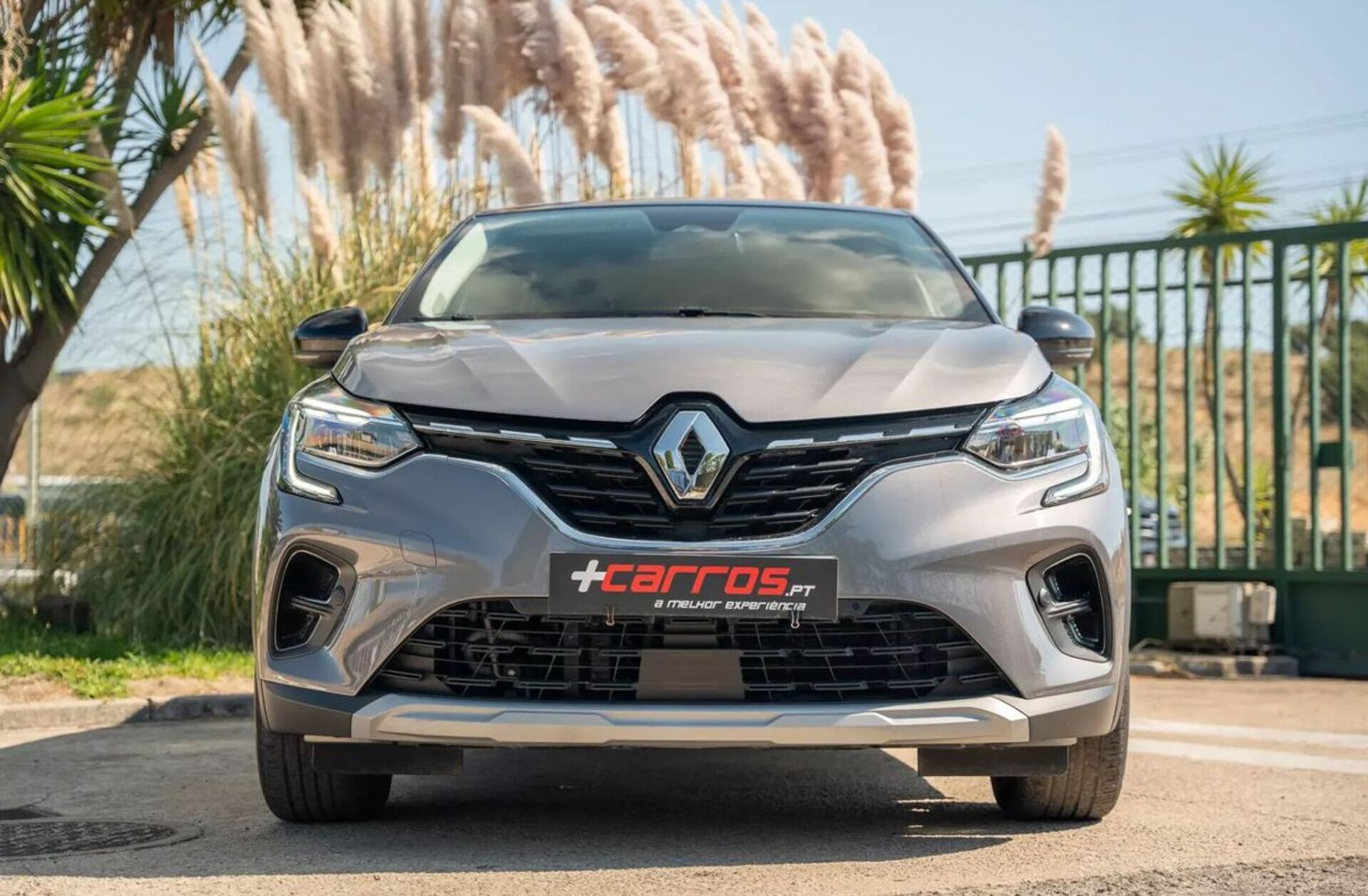 RENAULT Captur 1.6 E-Tech Plug-In Intens