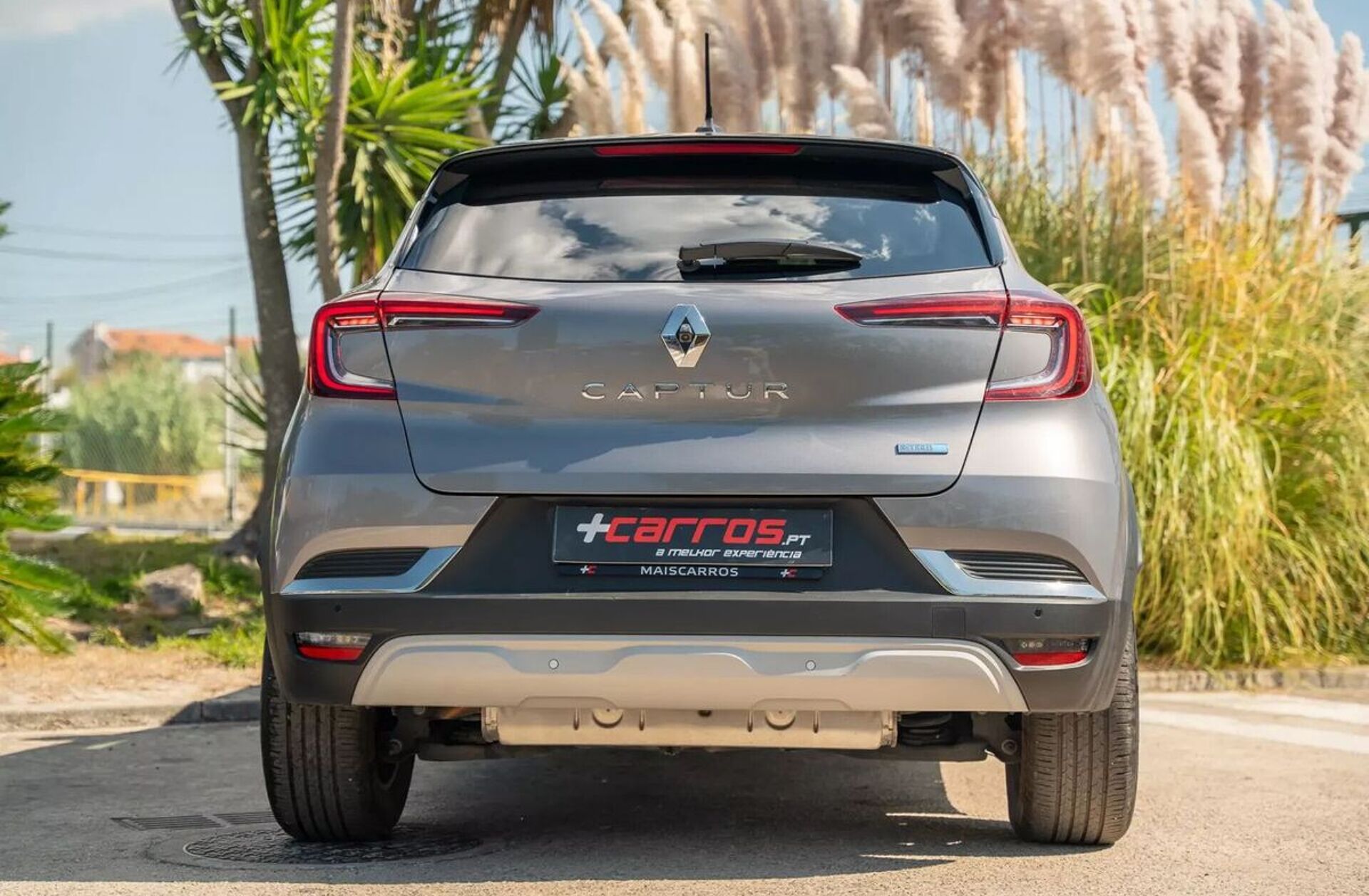 RENAULT Captur 1.6 E-Tech Plug-In Intens