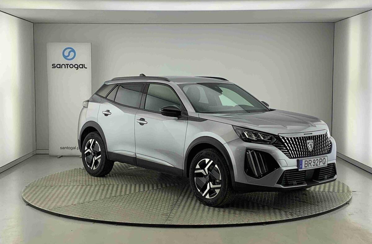 PEUGEOT 2008 1.2 Hybrid Allure e-DCS6