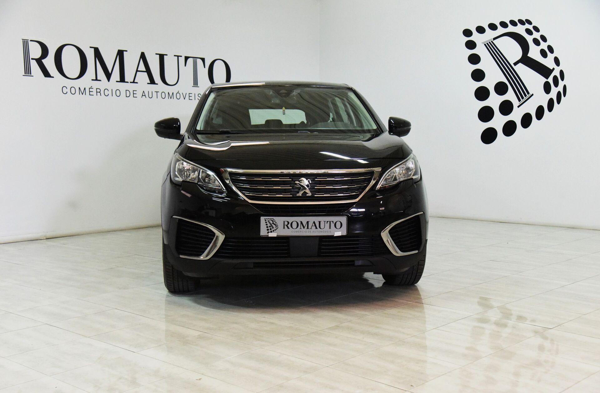 PEUGEOT 5008 1.2 PureTech Active