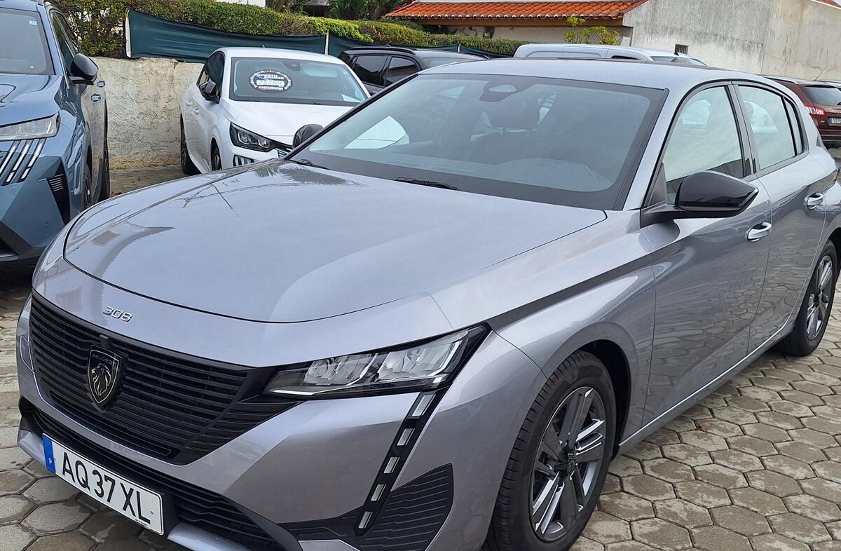 PEUGEOT 308 1.2 PureTech Active Pack