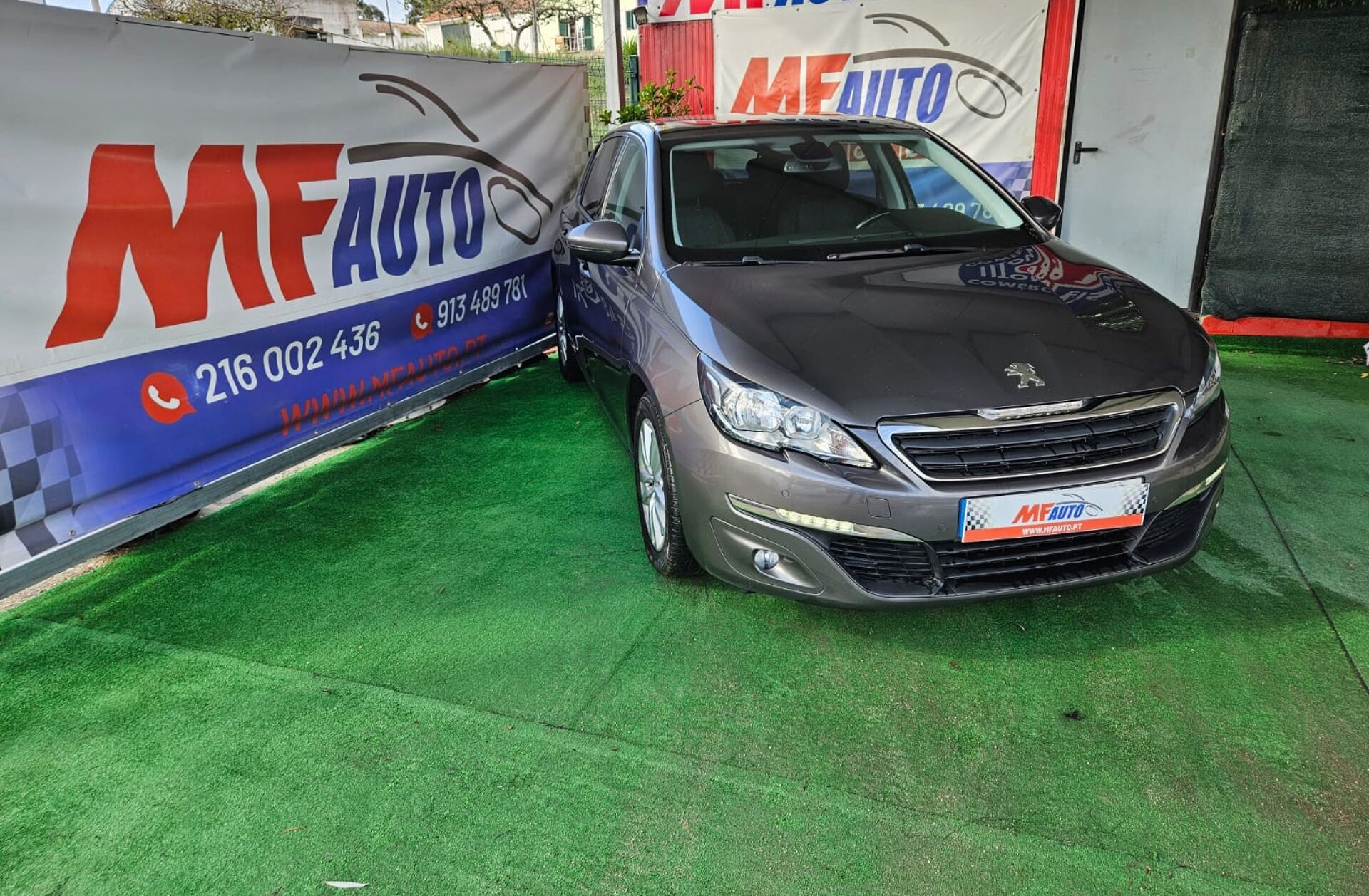 PEUGEOT 308 1.2 PureTech Active