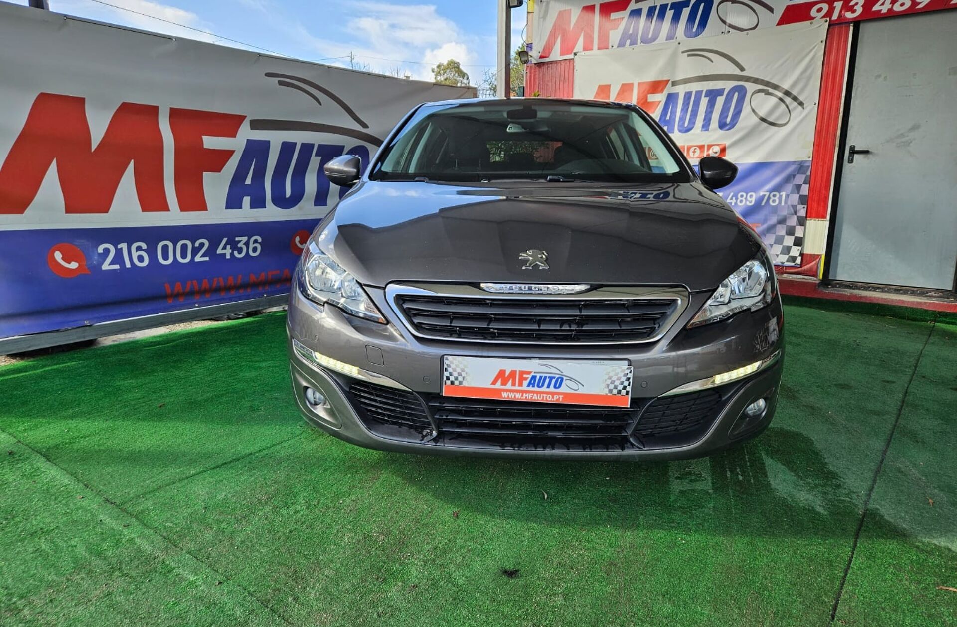PEUGEOT 308 1.2 PureTech Active